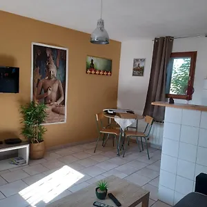  Apartamento Jolie Petite Maison Idéalement Située
