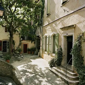 Du Cloitre Otel