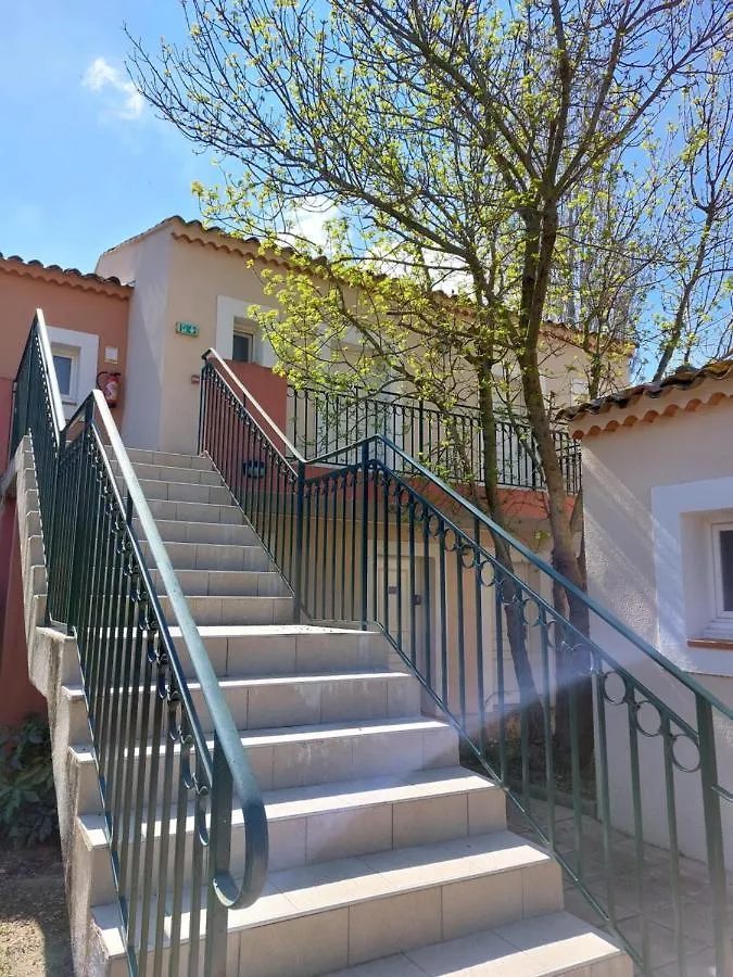 Appartement Aux Abords Du Lac à Arles